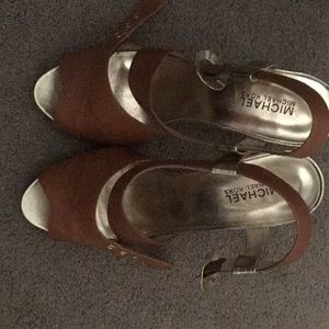 Cognac MK dressy sandals!